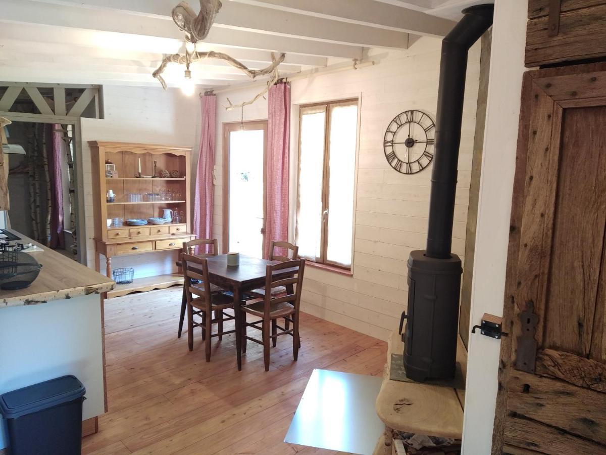 Gite Nature Au Pied Des Hetres Vitrac-sur-Montane 외부 사진